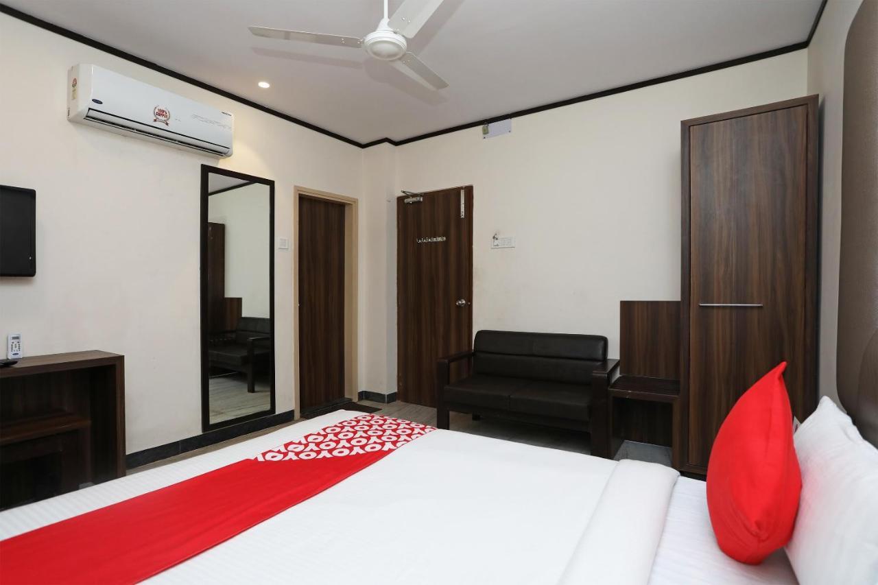 Oyo 15966 Hotel Shivam Calcuta Exterior foto